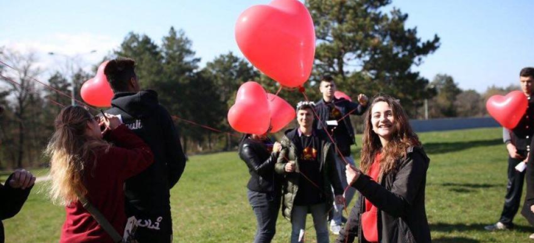 "Οι τολμηροί ας το δοκιμάσουν" Εμπειρίες από τους συμμετέχοντες του προγράμματος “Hate Fighters” στο Nis της Σερβίας