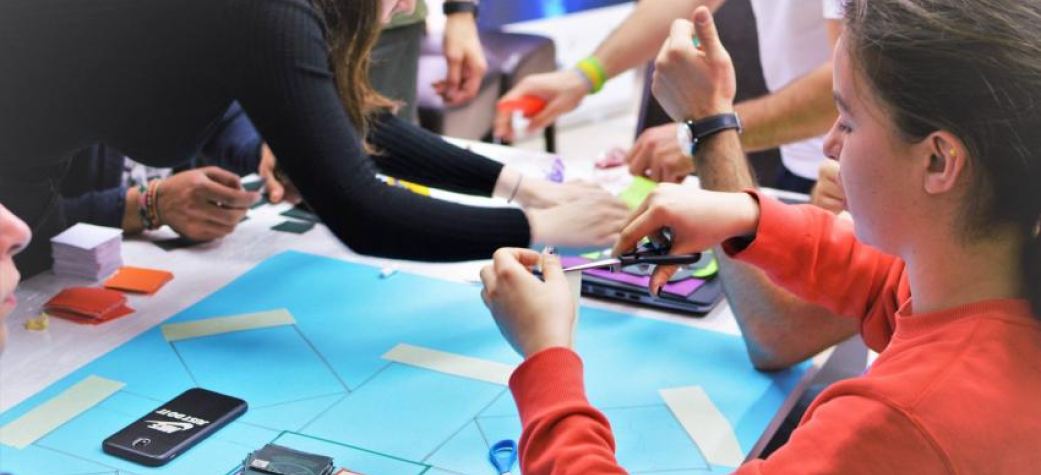 Η ομάδα που ταξίδεψε στη Σερβία βοήθησε στη δημιουργία ενός επιτραπέζιου παιχνιδιού για το διαθρησκευτικό διάλογο!