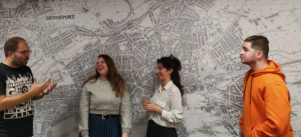 " Ιδιαίτερη εντύπωση μας προκάλεσε η επίσκεψη στον Βρετανικό Ερυθρό Σταυρό,  στο Αστυνομικό Τμήμα του Πλίμουθ καθώς και η ενημέρωση για το απαρτχάιντ σχετικά με τις παραβιάσεις των ανθρωπίνων δικαιωμάτων στη Νότια Αφρική"