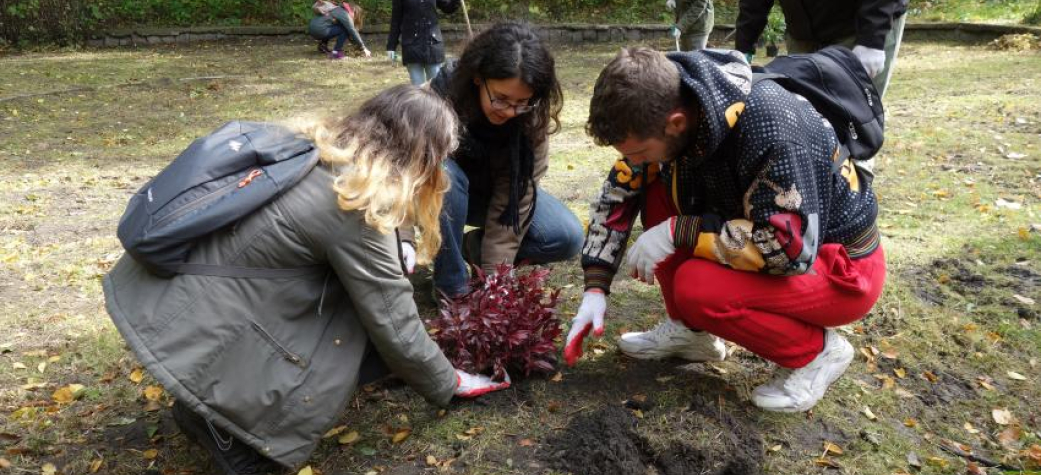Οι ομάδα που ταξίδεψε στη Πολωνία "έγιναν για λίγο κηπουροί" αλλά και πολλά άλλα